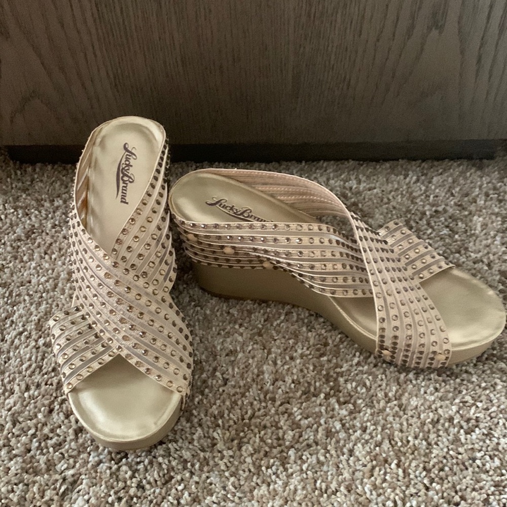 Luck Brand Shoes NWOT